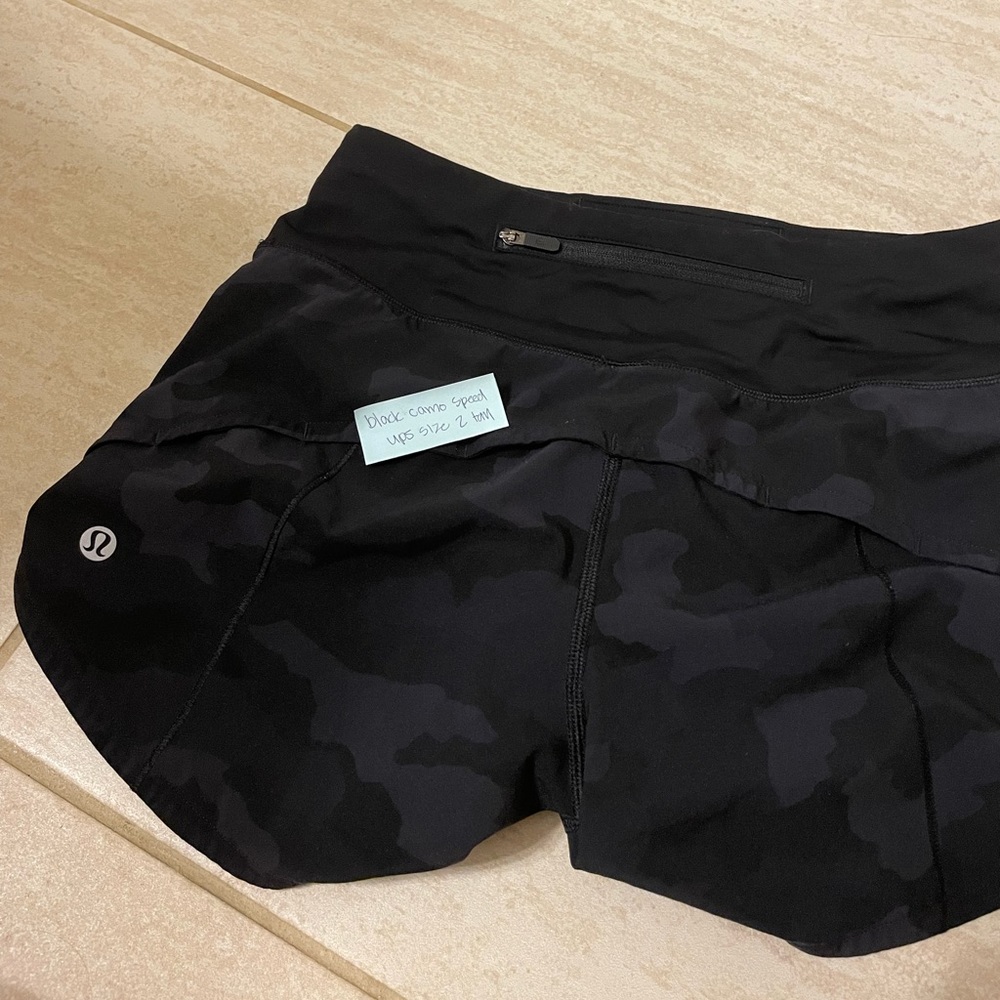 Lululemon black camo speed ups
